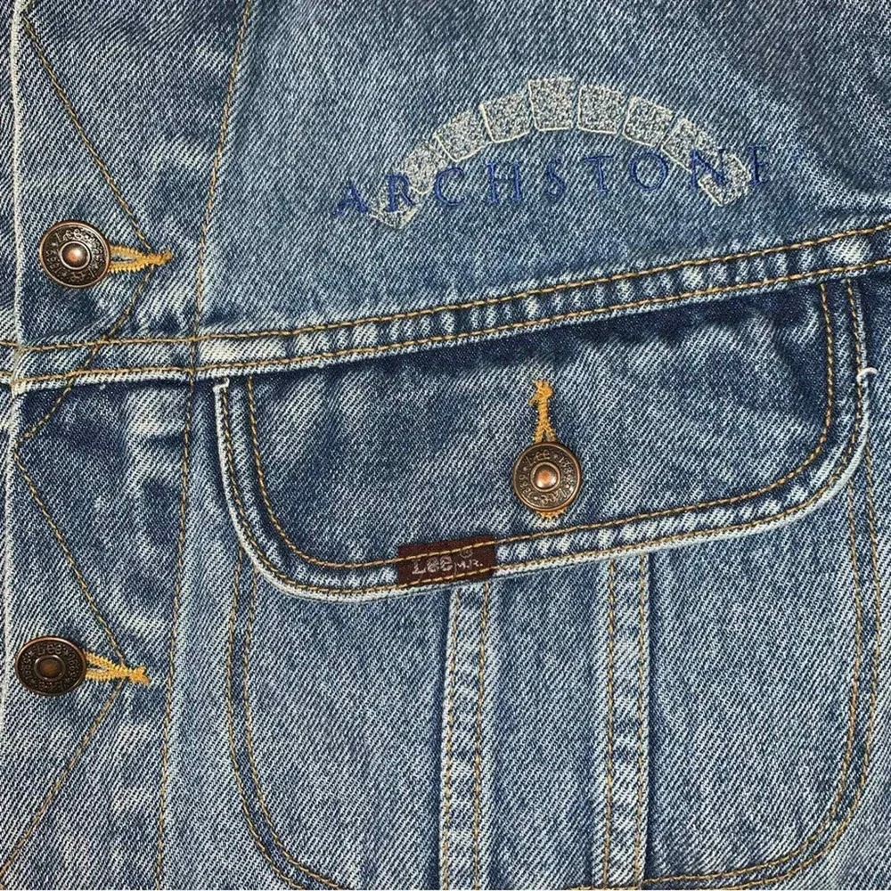 Lee Denim Jacket Mens Medium Blue Trucker Archstone Embroidered 71075 Vintage